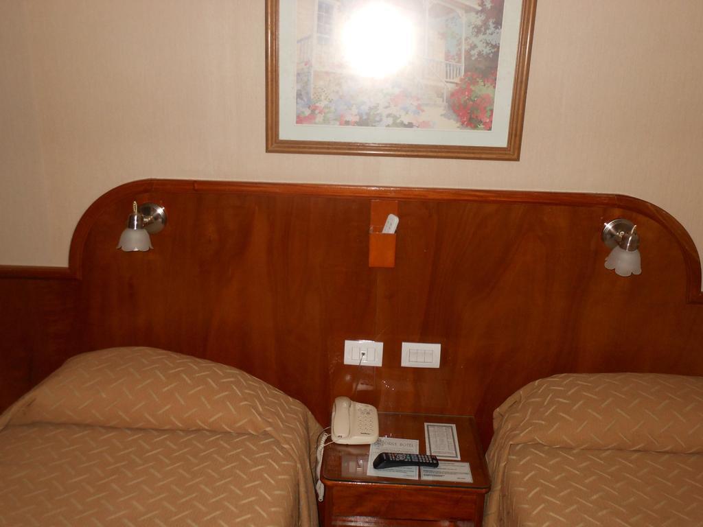 Hotel Orly Corrientes Zimmer foto