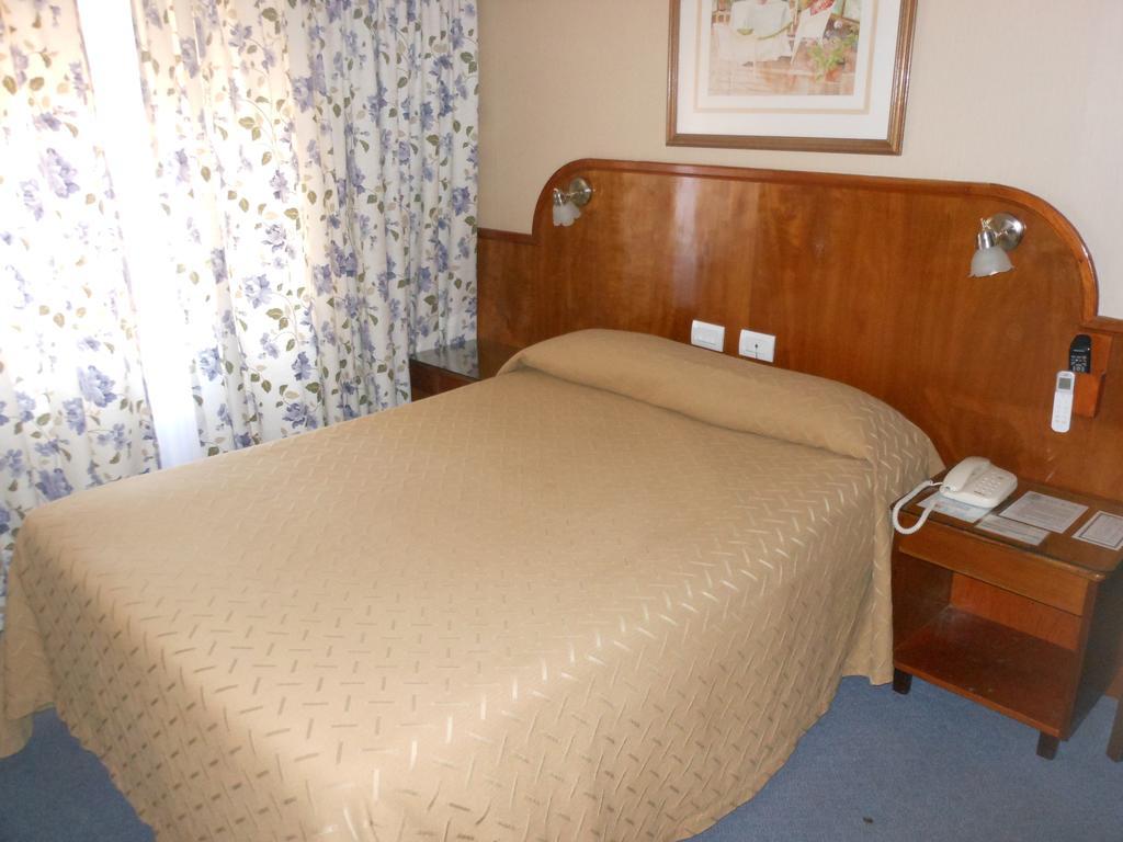 Hotel Orly Corrientes Zimmer foto